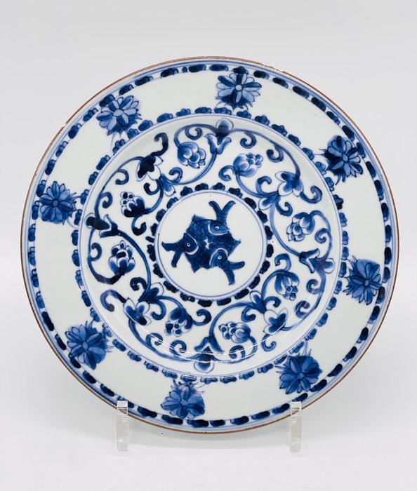 盤子 - Plate with three fish - 瓷器