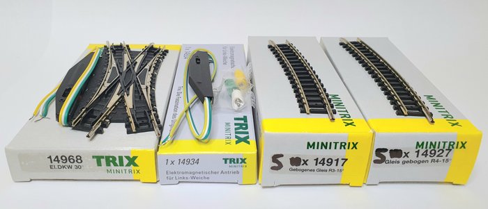 Minitrix N - 14968/14934/14917/14927 - Modellbahngleise (12) - Verschiedene Schienen, Doppelkreuzweiche und Antrieb