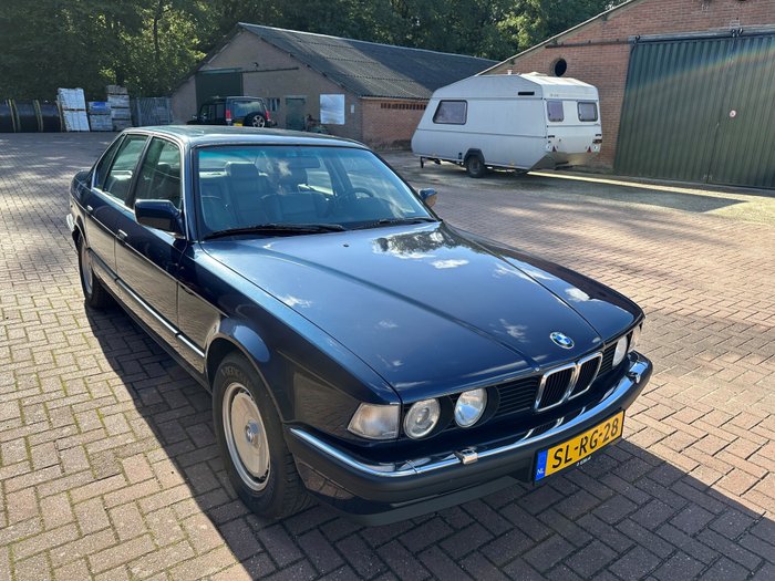 BMW - 750i V12 - 1989