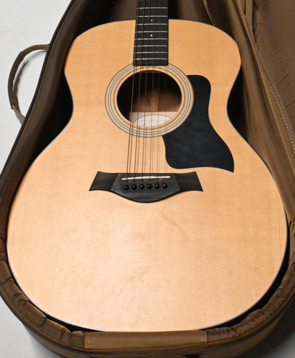 Taylor - 114E -  - Akustinen kitara - Meksiko