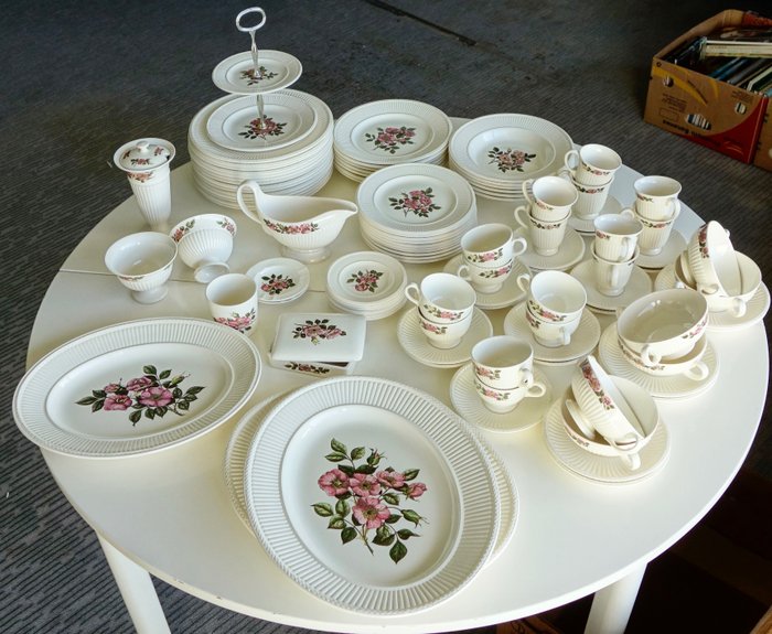 WEDGWOOD - 餐桌用具 (80) - 野蔷薇 - 陶瓷