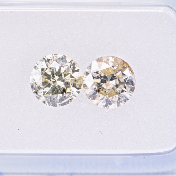 2 pcs Diamante - 1.45 ct - Redondo - M - Light Yellow - I1  Excellent  **No Reserve Price**
