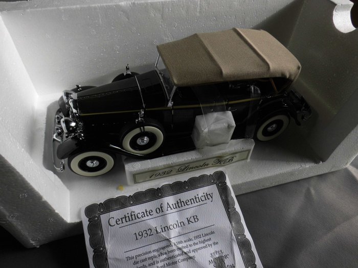 Motor City Classics 1:18 - 模型汽车 - Lincoln KB 1932 - Ref.73005