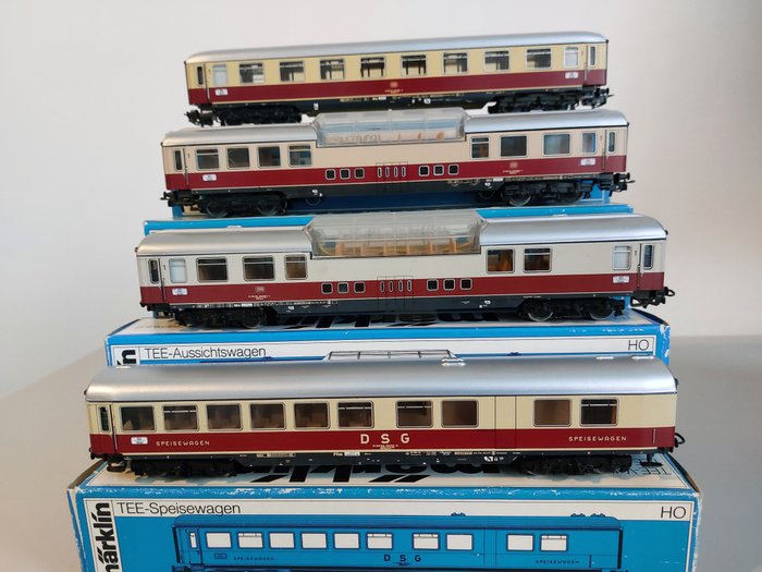 Märklin H0轨 - 4087/4089/4090 - 模型火车客运车厢 (4) - 4 个 TEE 车厢，其中 3 个带内部照明，1 个带尾灯 - DB