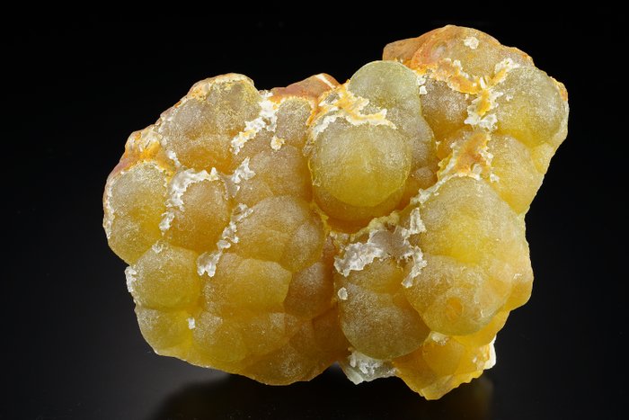 BIG Botryoidal FLUORITE with great shape - TOP - Height: 118 mm - Width: 88 mm- 609 g