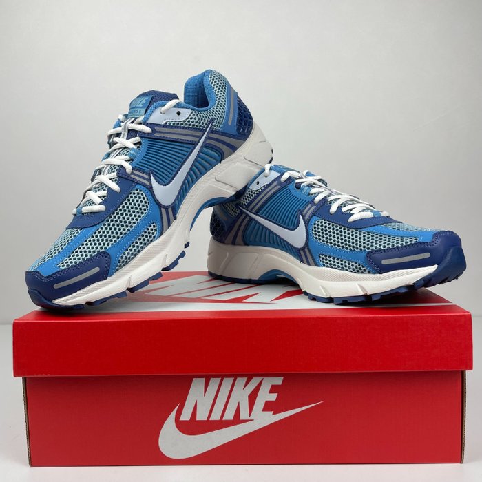 Nike - Sneakers - Misura: Shoes / EU 44