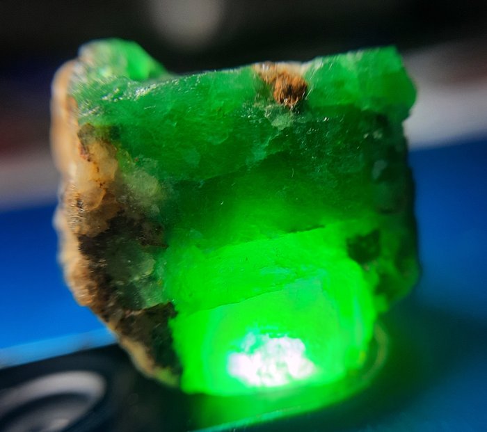 25.3 ct - Untreated "Big" Natural Emerald - Rough- 5.06 g
