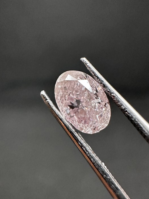 1 pcs Diamant - 1.03 ct - oval, blandad skärning - ljus brunaktig rosa - I3 (piqué)