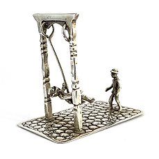 Louis Premselaar b.v. Speelse miniatuur jongen op schommel en vriendje dat toekijkt – Miniatuur beeldje – Zilver