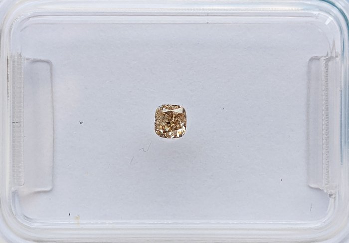 钻石 - 0.11 ct - 枕形 - 淡彩褐 - VS2 轻微内含二级, No Reserve Price