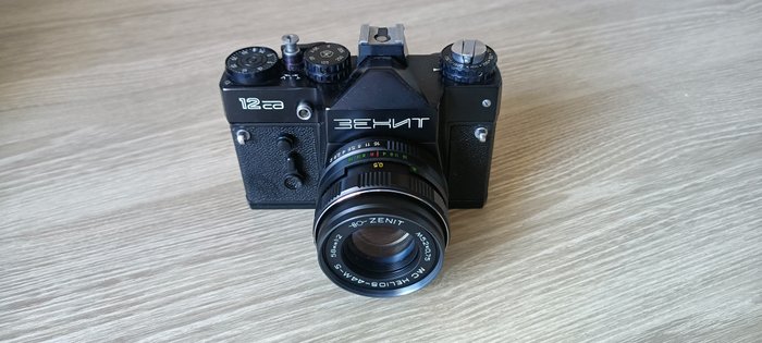 Zenit 12 EA + MC Helios-44M-5 2/58mm | Cameră reflexă cu o singură lentilă (SLR)