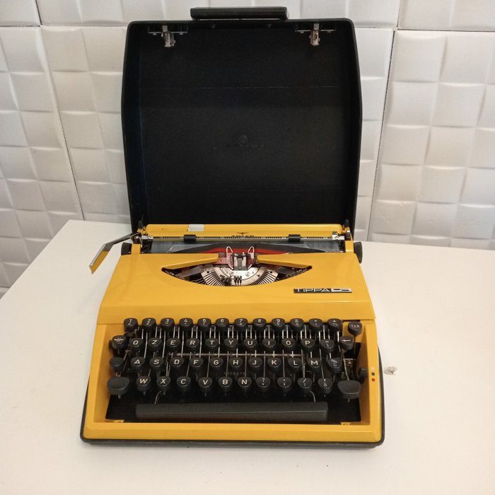 Adler Tippa - Schreibmaschine - Metall und Kunststoff