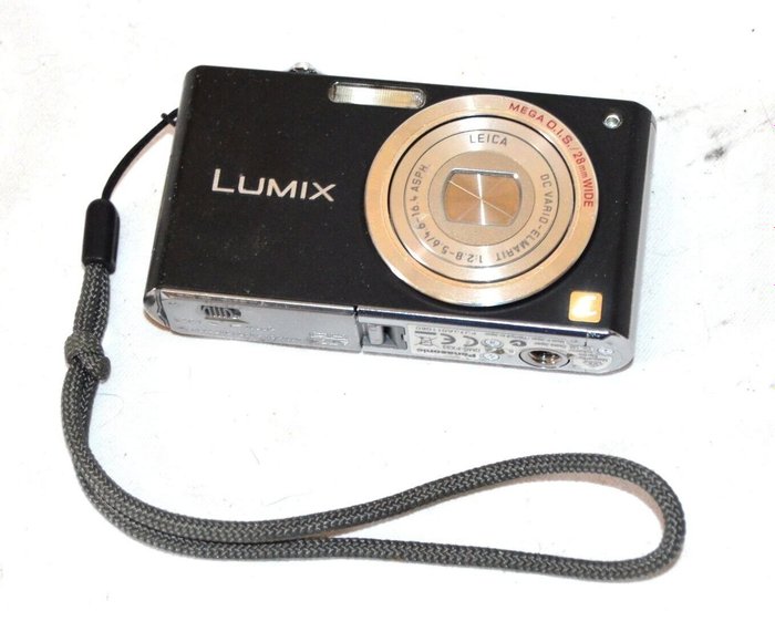 Panasonic LUMIX DMC-FX33 Digitalkamera