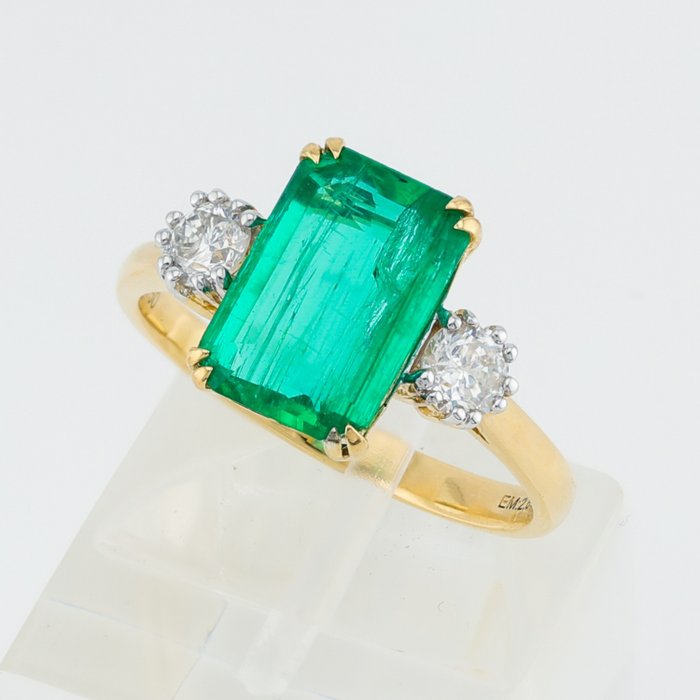 [GIA Certified]-Emerald (2.64) Cts Diamond (0.40) Cts (2) Pcs - Anel - 18 K Ouro amarelo, Ouro branco