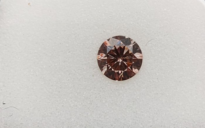 Diamant - 0.47 ct - Rund - Fancy Hell rosa-braun - SI1, No Reserve Price