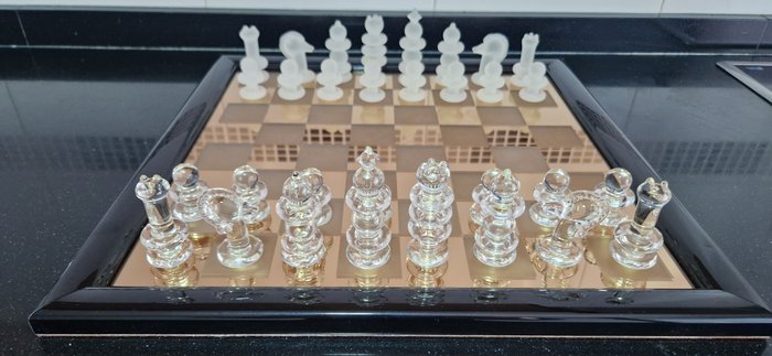Schachspiel (1) - Ajedrez vintage clásico de cristal hecho a mano - Qualitätsglas