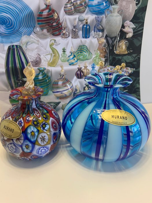 Campanella Livio vaso cipolla in filigrana blu celeste piu’bottiglia in murrine Arlecchino foglia - Vaas  - Glas