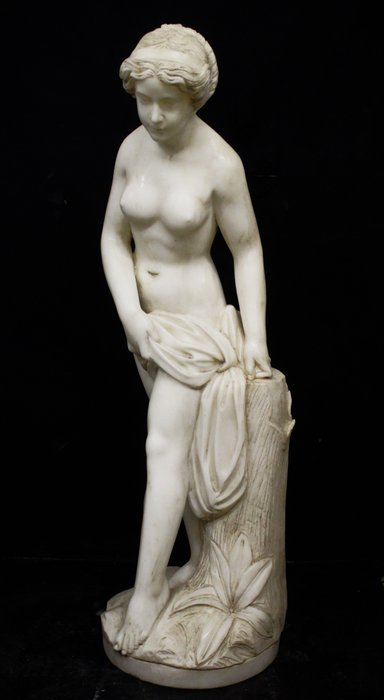 Dal modello di Falconet (1716-1791) - 雕刻, Grande figura di Bagnante - 120 cm - 大理石