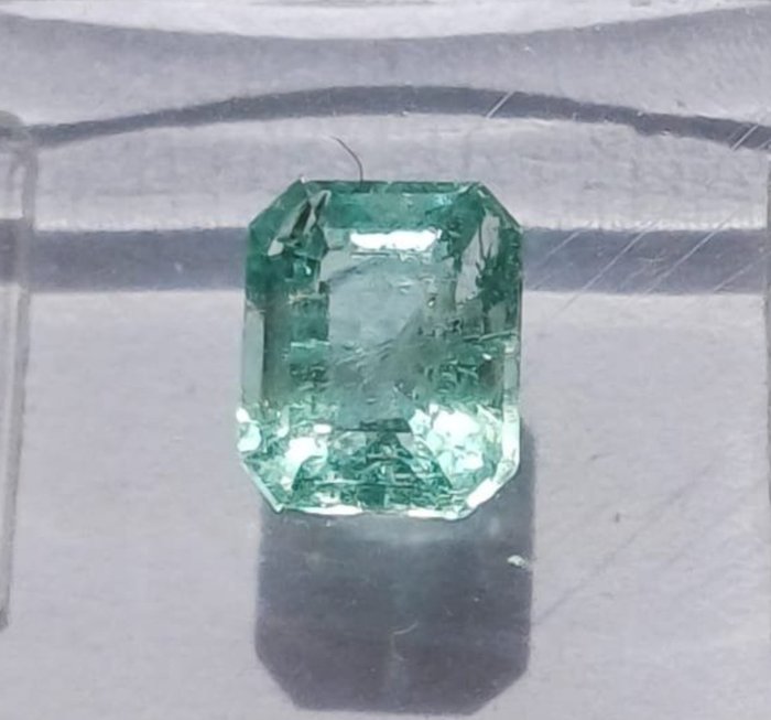 1 pcs Grön Smaragd - 1.15 ct