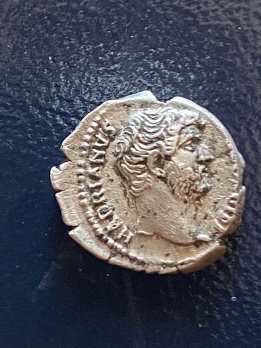 Cesarstwo Rzymskie. Hadrian (AD 117-138). Denarius Roma - FIDES PVBLICA