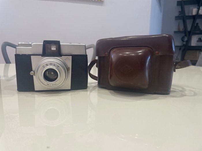 Agfa, Kodak Bownie Six-16 + Isoly | Câmera analógica