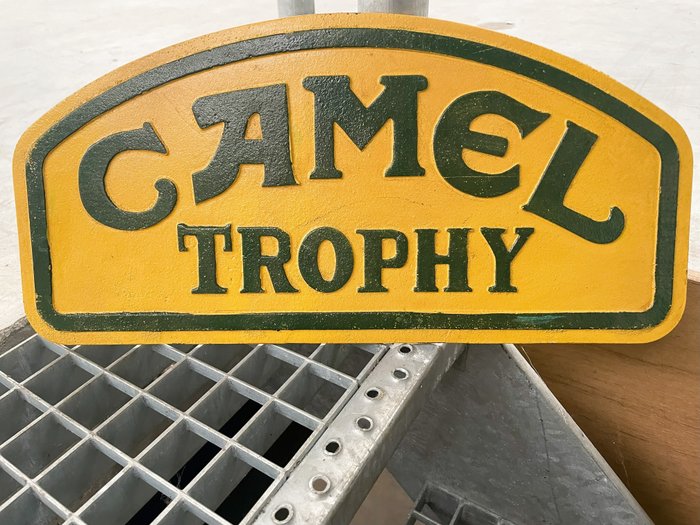 Sign - Camel Trophy - Werbeschild (1) - Eisen (Gusseisen/ Schmiedeeisen)