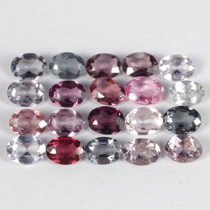 20 pcs  Keine Reserve – Spinell - 3.68 ct