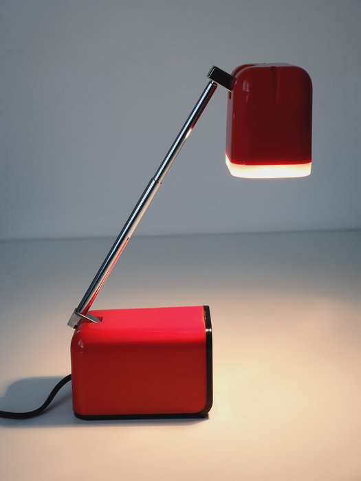 Bahag AG (Kreo Lite) - filigranowy design do biura w stylu vintage, projekt ery kosmicznej - Schreibtischlampe - Metall, Plastik