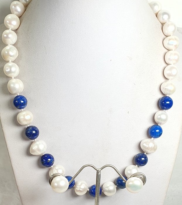 Perle - Ferskvannsperler (åndelig vekst) - Naturlig lapis lazuli (indre fred) - 925 sølvbrosje - Halskjede