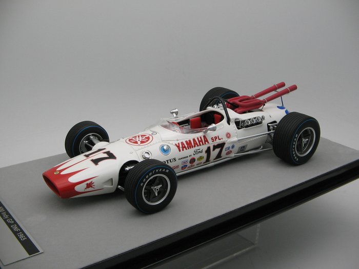 Tecnomodel 1:18 - Model samochodu sportowego - Lotus 38 1965 Indanapolis 500 DNF # 17 Driver: Dan Gurney - TM18-176B