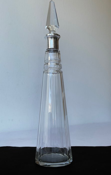 玻璃水瓶 - Pyramide - 侧面切割的优雅水晶醒酒器