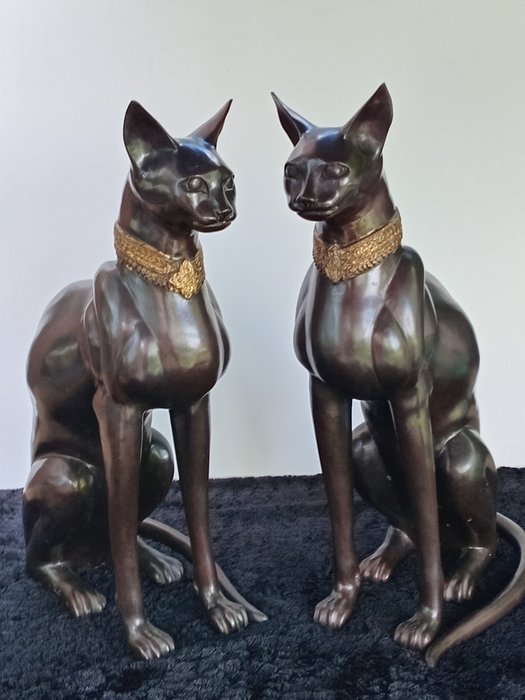 Figurine (2) - Bronze Egyptian Cats - Signed A. Tiot - No Reserve