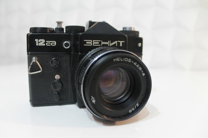 KMZ Krasnogorsk Zenit-12SD + Valdai Helios-44m-4  2/58mm - M42 Αντανακλαστική φωτογραφική μηχανή με μονό φακό (TLR)