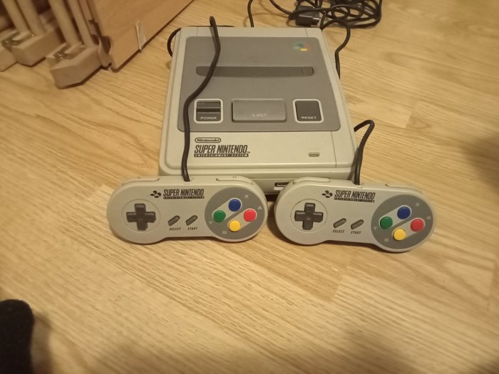 Nintendo - Super Nintendo - Snes - Consola de videojuegos - Sin la caja original