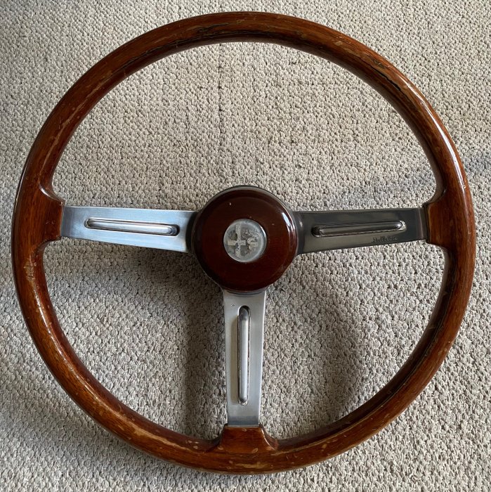 Steering wheel (1) - Alfa Romeo - GTV & Spider - 1960-1970