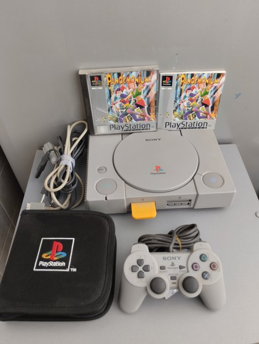 Sony - Play Station 1 (PS1) - Videospill konsoll (1)