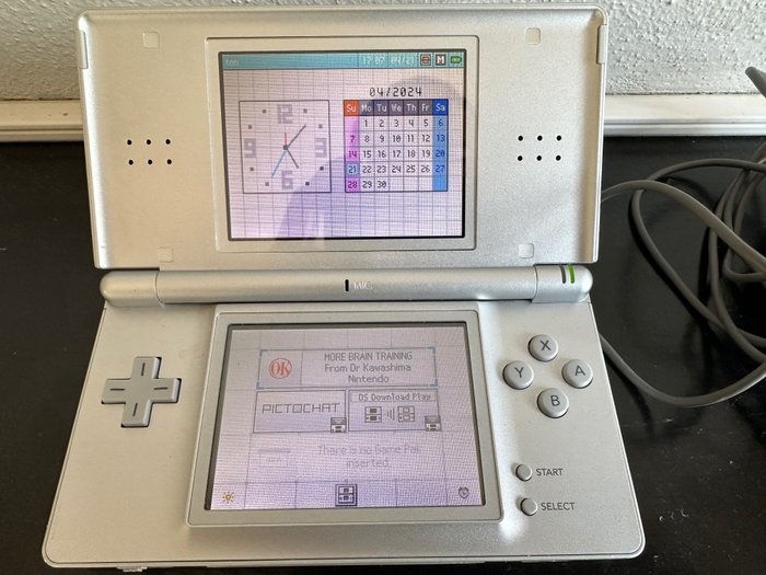 Nintendo - Nitendo DS lite - DS lite - 掌上電動遊戲 (1) - 無原裝盒