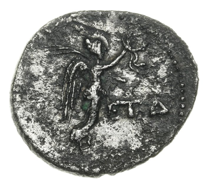 卡帕多西亚， 凯撒利亚, 罗马帝国（省）. 哈德良 （公元117-138）. Hemidrachm (Nike) Caesarea-Eusebeia. Dated RY 4 = 119/20 AD. / Sydenham, Caesarea 255  (没有保留价)