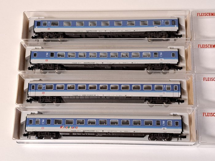 Fleischmann N - 8671 K, 8672 K, 8673 K, 8674 K - Pienoisjunaradan matkustajavaunu (4) - DB