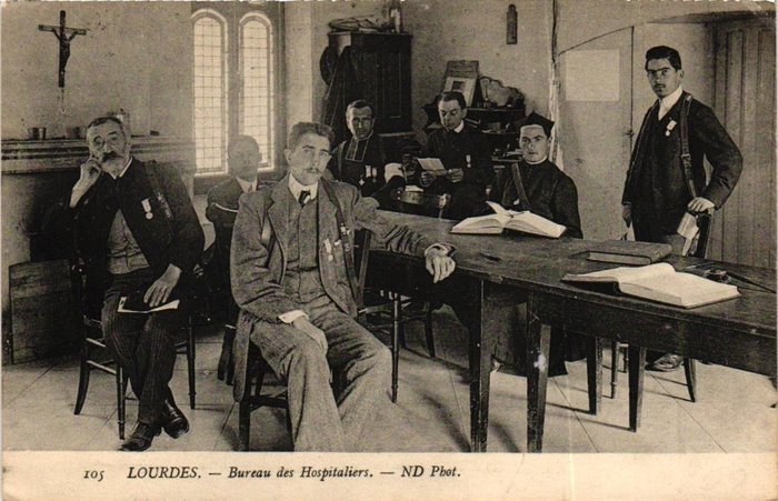 Ranska - Kaupunki ja maisemat, Lourdes - hartauden paikka - Postikortti (170) - 1905-1930