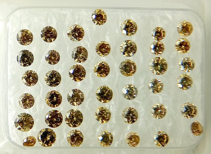 42 pcs Diamanter - 1.13 ct - Brilliant - fancy brunlig gul - I1, VS1, No reserve!