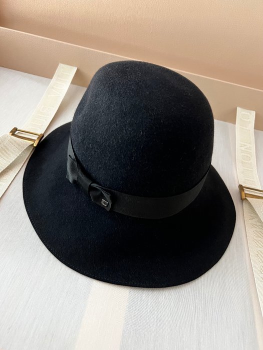 Christian Dior - Pălărie (1) - Iepure