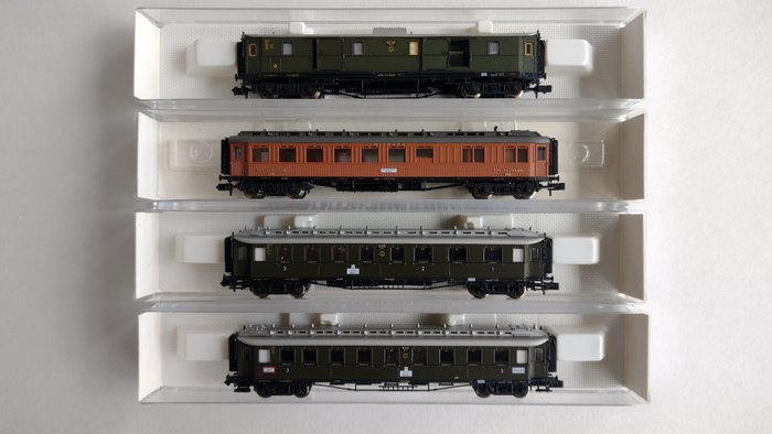 Fleischmann N - 8080-8081-8082-8083 - Set di carrozze passeggeri di modellini di treni (4) - Carrozze DRG - DRG