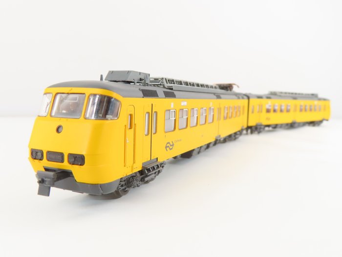 Fleischmann H0轨 - 1471 - 火车单元 (1) - 短跑选手“CityPendel” - NS