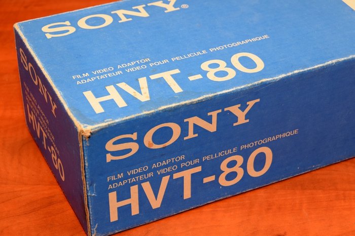 Sony - 电子游戏机+游戏套装 - 带原装盒