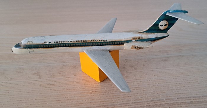 Jet Models - Avion miniature - Douglas DC9 ALM Compagnies aériennes des Antilles néerlandaises