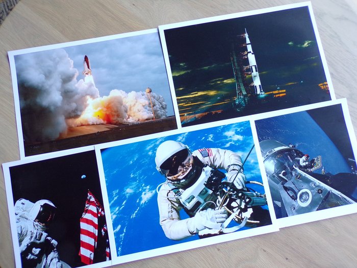 NASA Cinq photos d'archives historiques de voyages spatiaux - 1960-1970