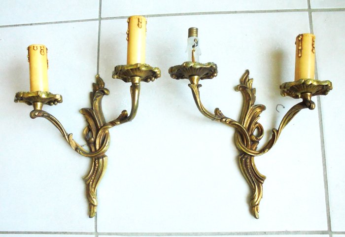Lampada da parete (2) - Bronzo (dorato/argentato/patinato/verniciato a freddo)