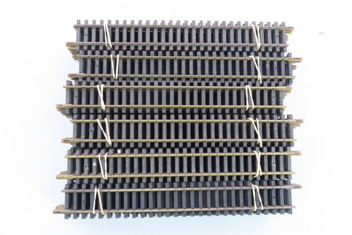 Fleischmann H0 - 1700 - Modellvonat sínek (60) - 60 darabos síntelek egyenes síndarabokkal, sárgaréz