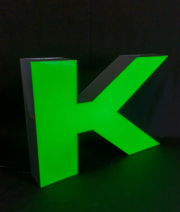 Buchstaben K - Lámpa - Fém, Plexiüveg